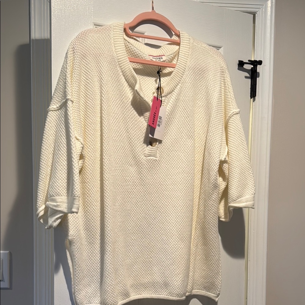 Cream Knit Short Sleeve Sweater